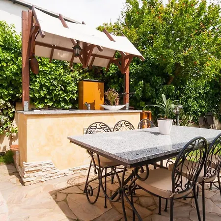 La Dolce Bed & Breakfast